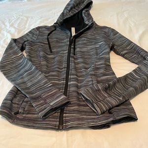 Lululemon Define Nulu jacket with hood